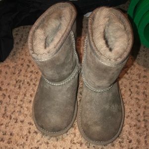 Toddler girl ugg boots size 7